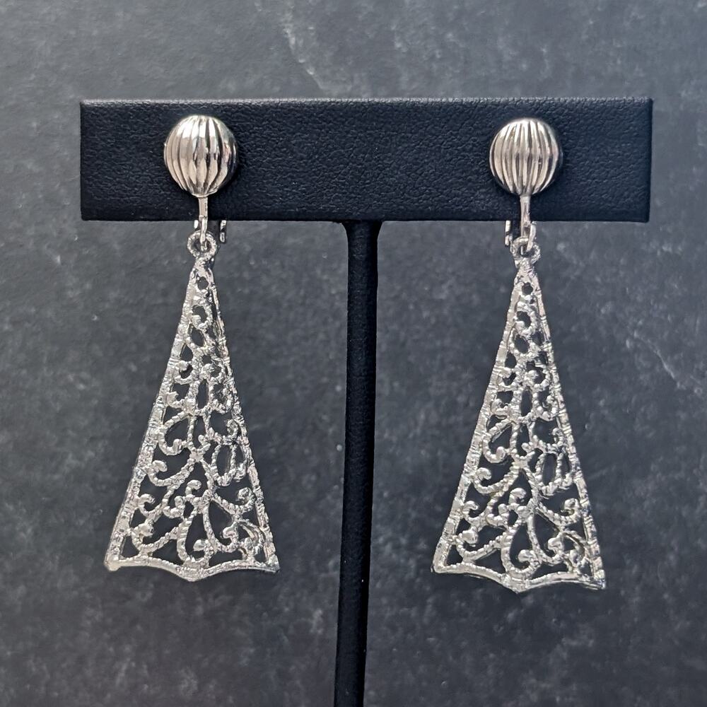 Vintage Sarah Coventry Clip On Earrings 2" Ornate Silver Tone Drop Dangle Long